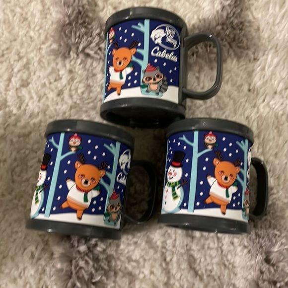 Bass Pro Shop Cabela’s Christmas Winter Forest Animals Snow Kids Mug lot of 3 - Picture 4 of 4